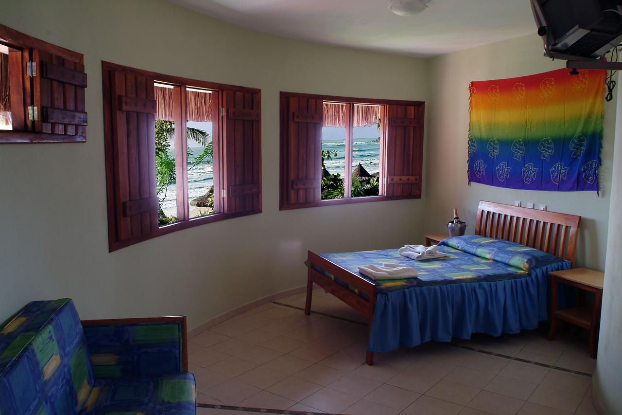 Back Door Village Ilhéus المظهر الخارجي الصورة